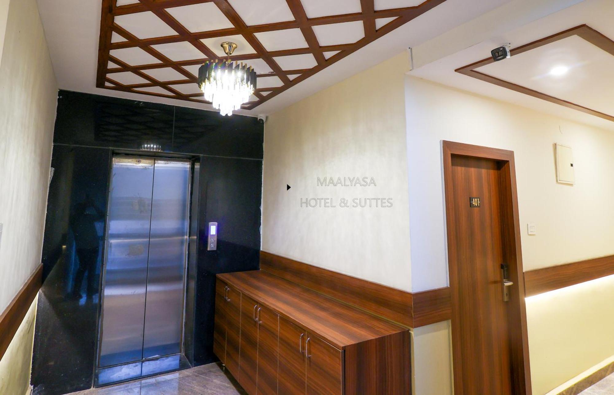 Maalyasa Hotel And Suites Haïdarabad Extérieur photo