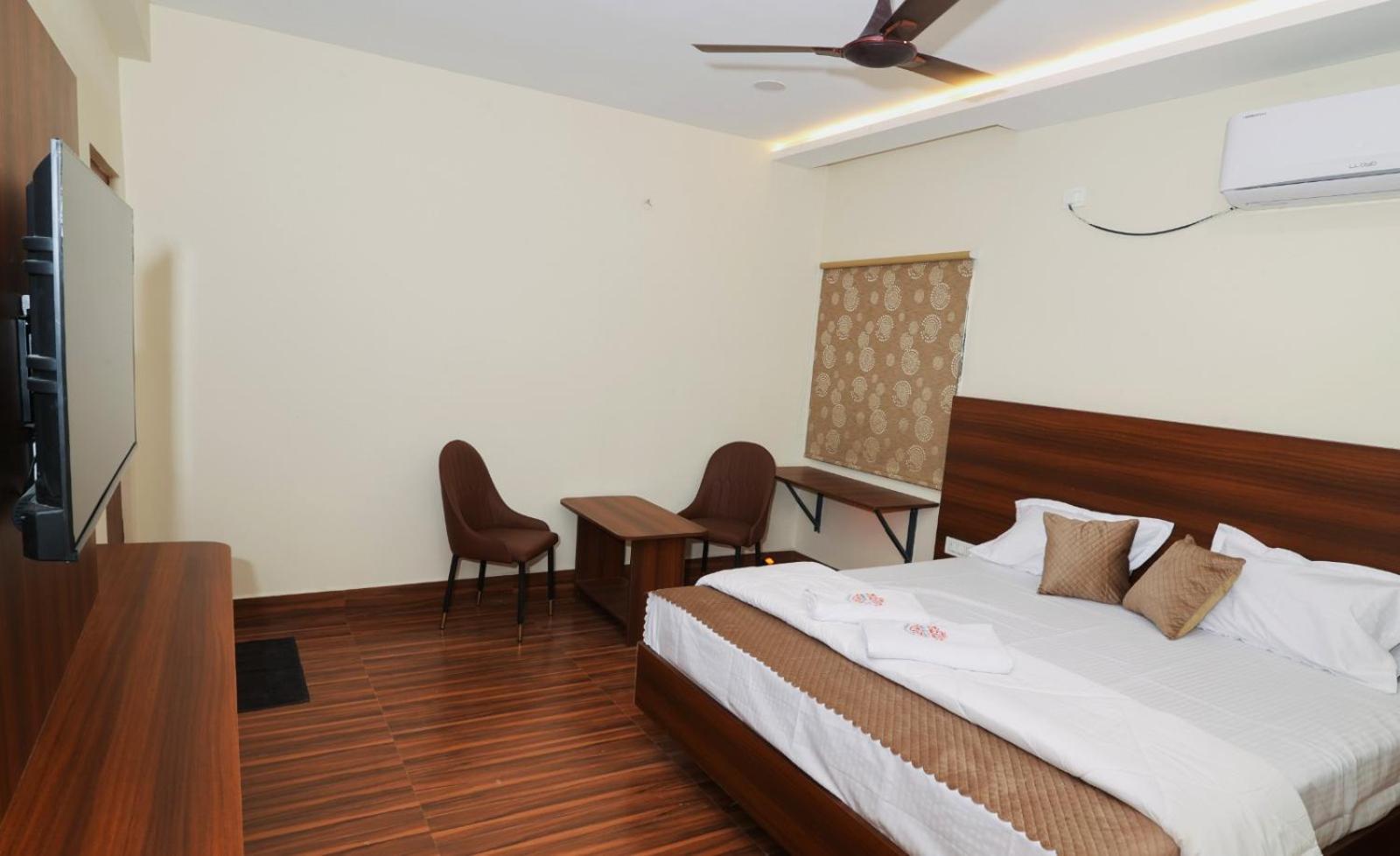 Maalyasa Hotel And Suites Haïdarabad Extérieur photo